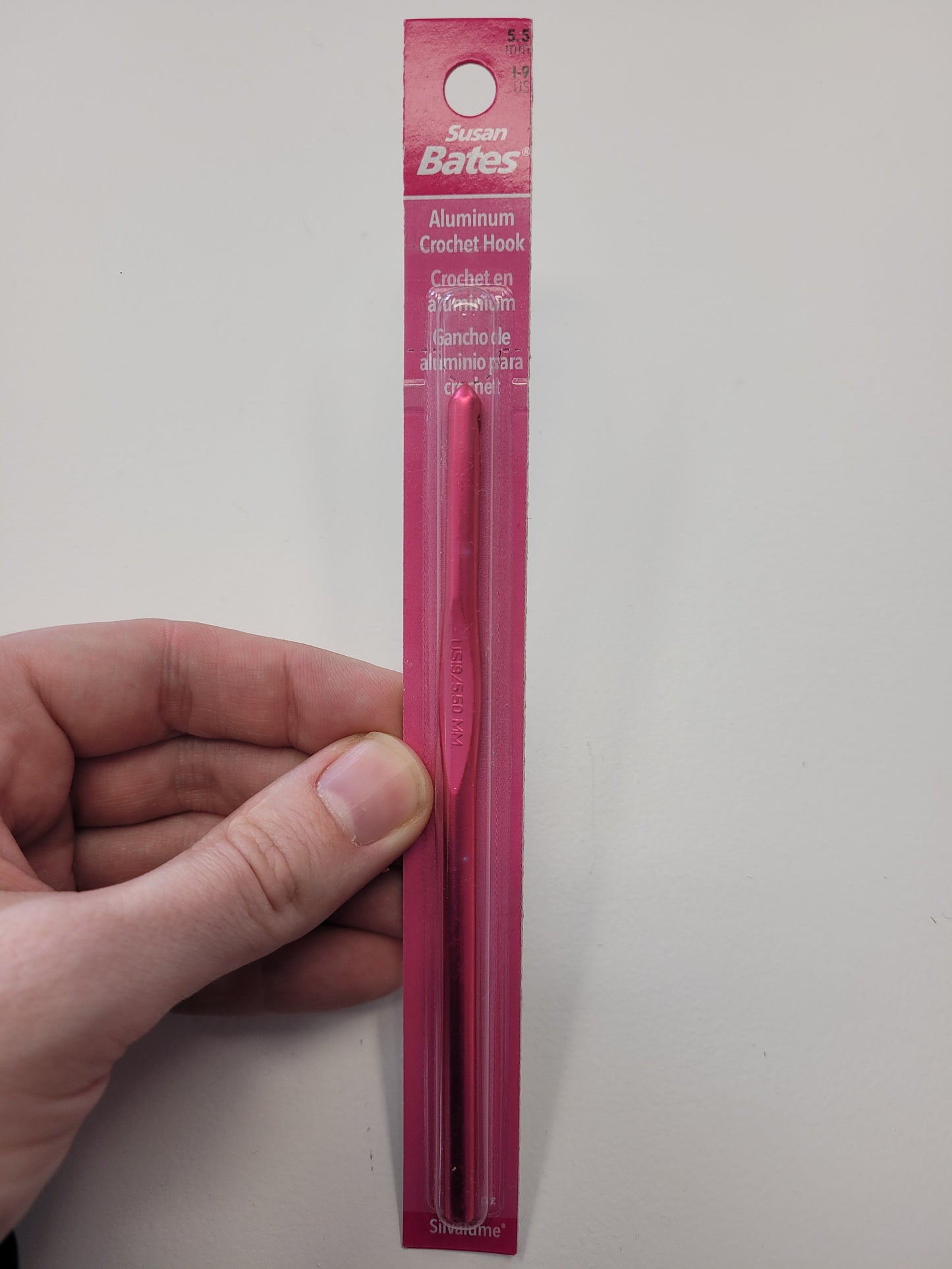 Susan Bates Silvalume Crochet Hook