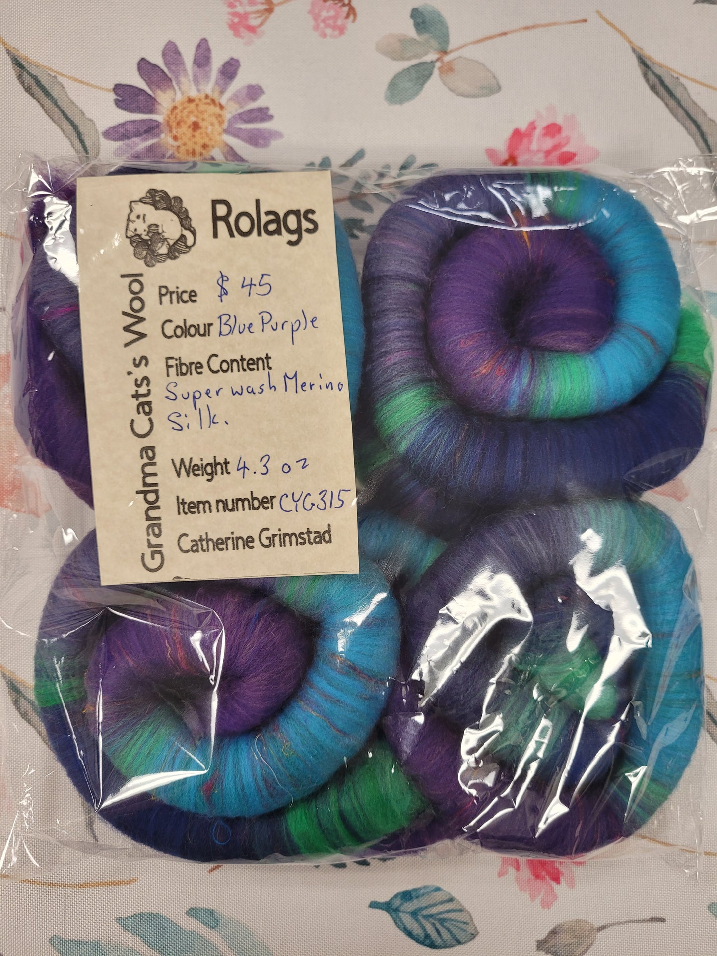 Grandma Cat's Wool Rolags