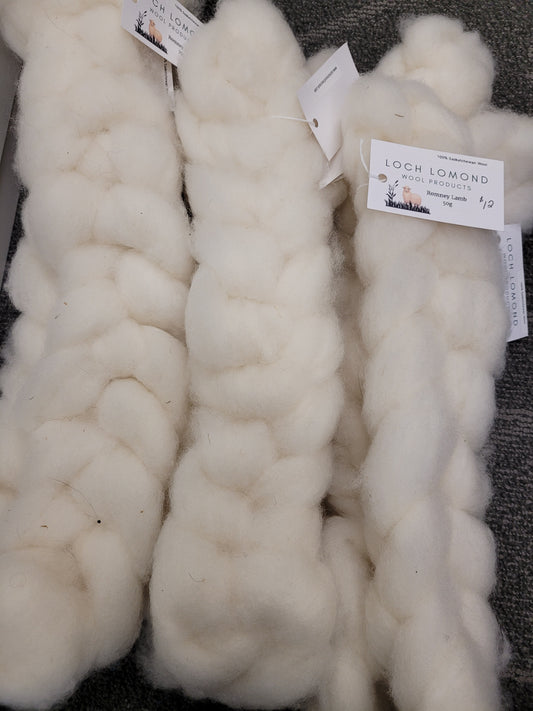 Romney Lamb Roving (short)