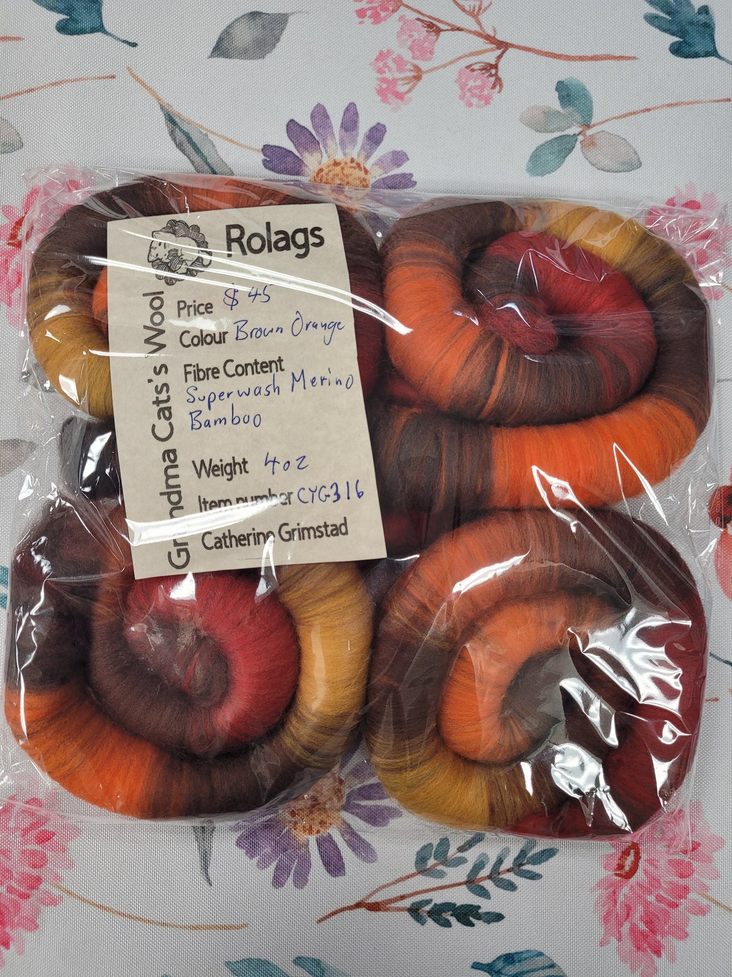Grandma Cat's Wool Rolags