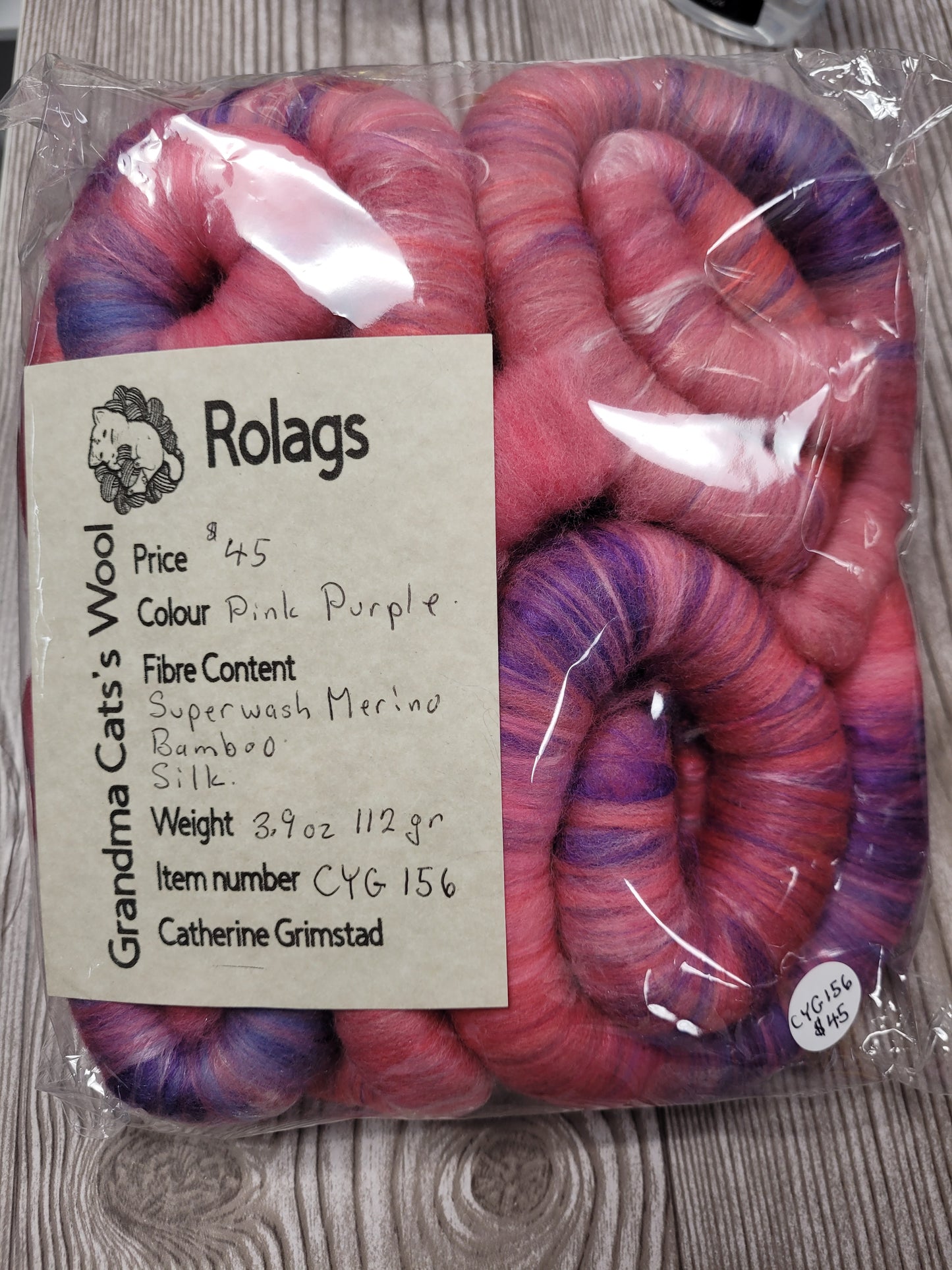 Grandma Cat's Wool Rolags