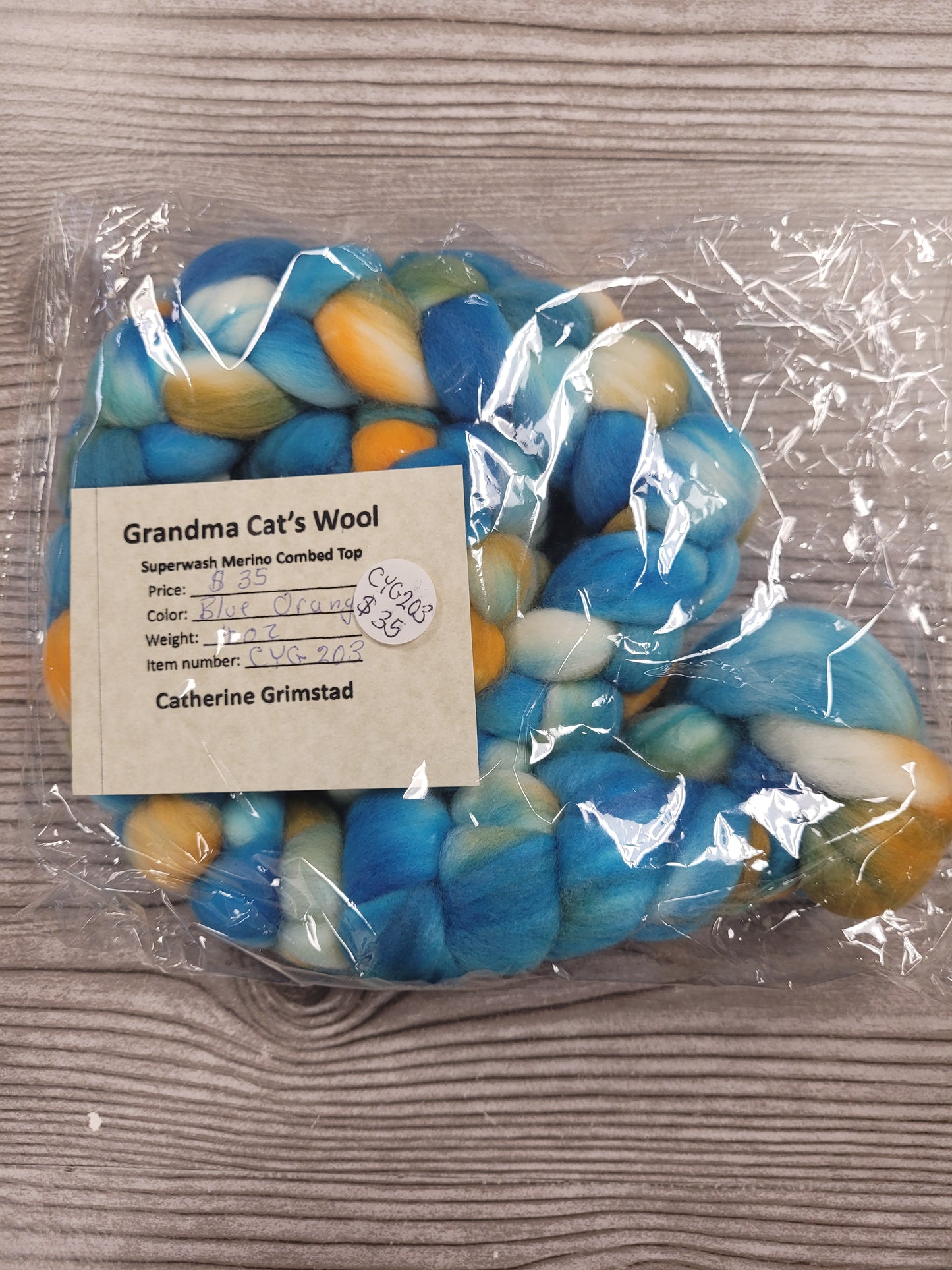 Grandma Cat's Wool Roving