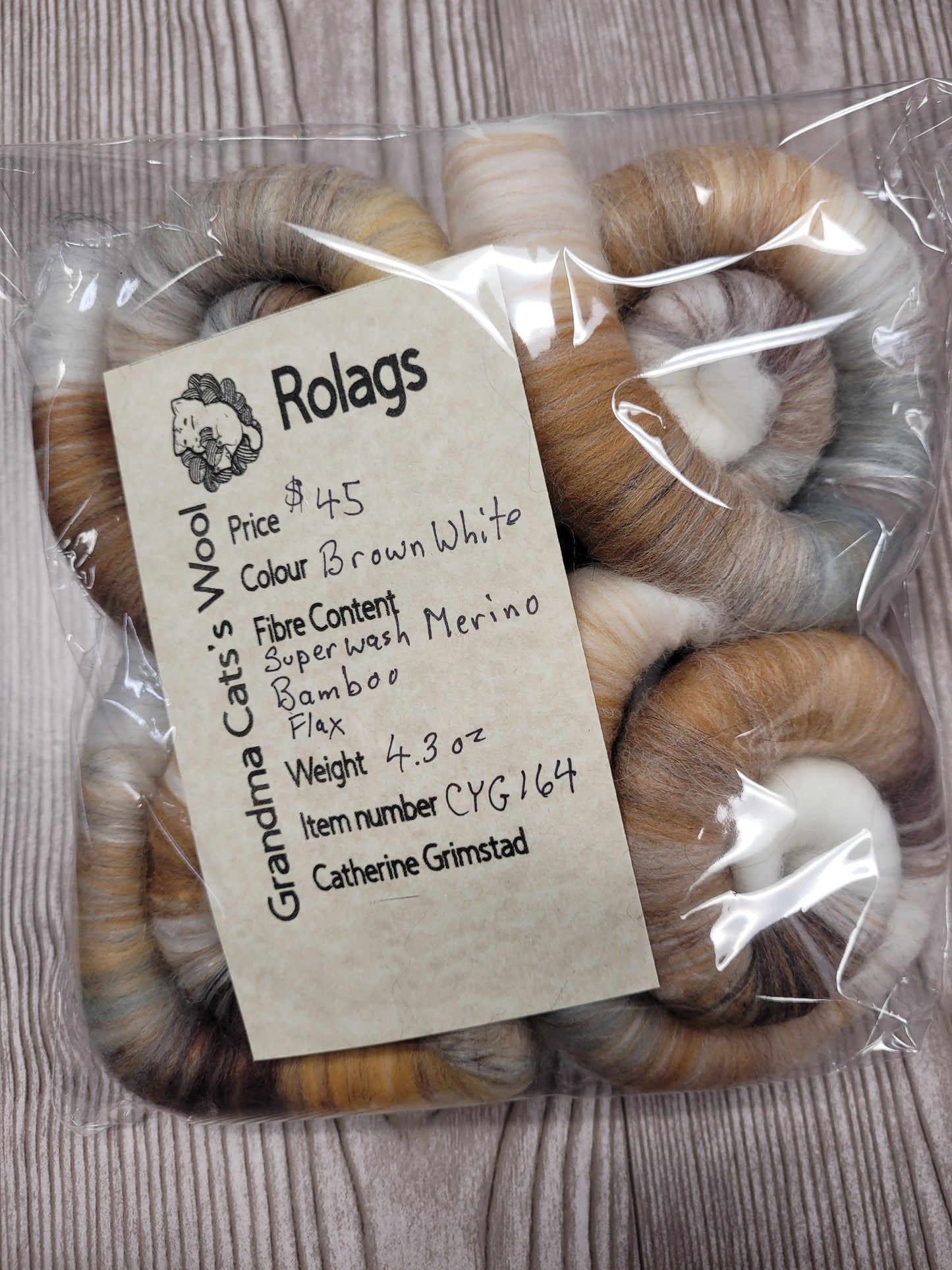 Grandma Cat's Wool Rolags