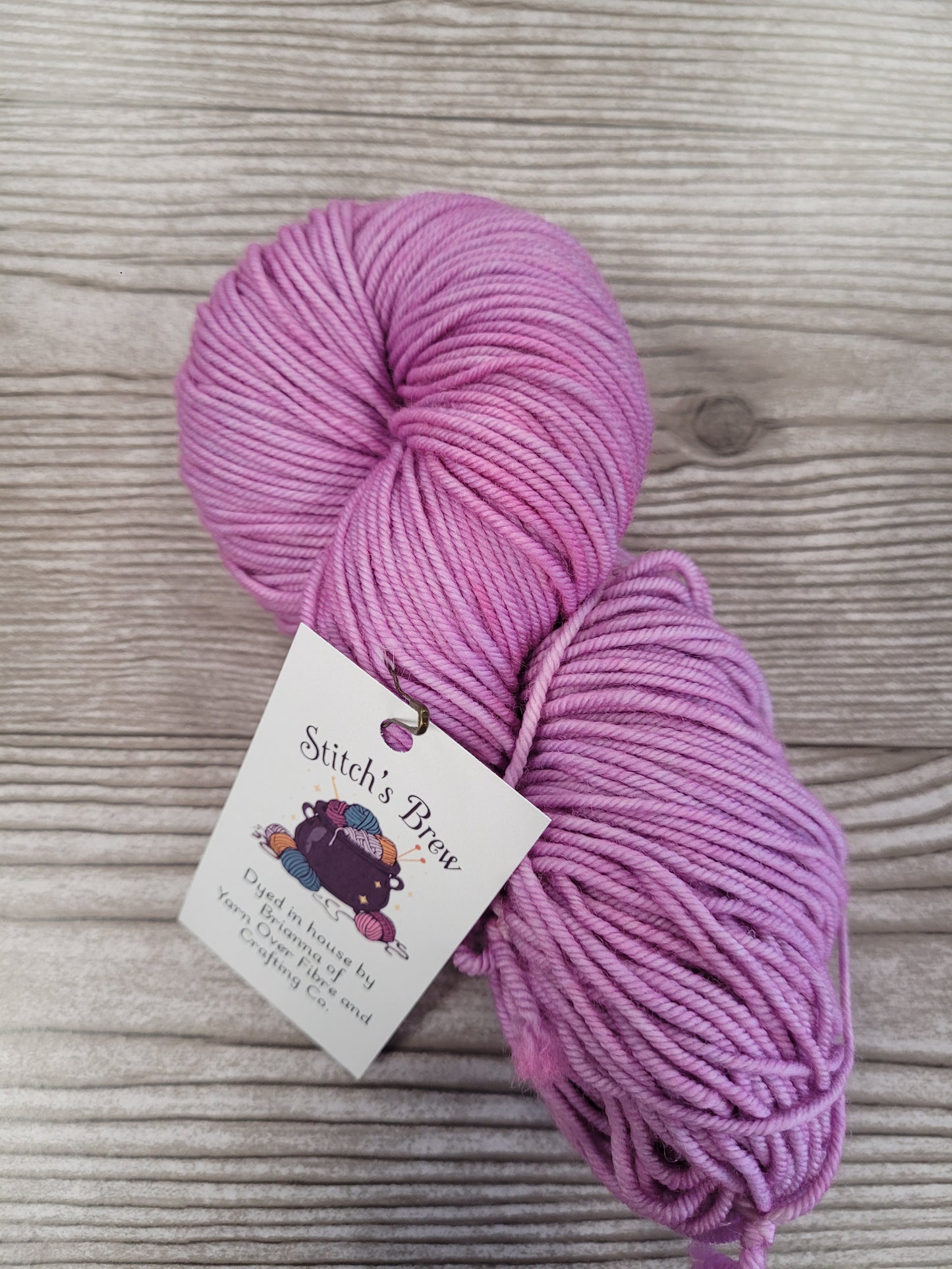 Stitch's Brew - Light Worsted Merino 115 gr