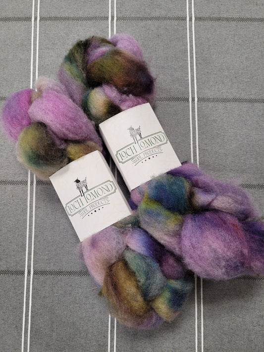 Loch Lomond Dyed Roving - Med Flock Blend