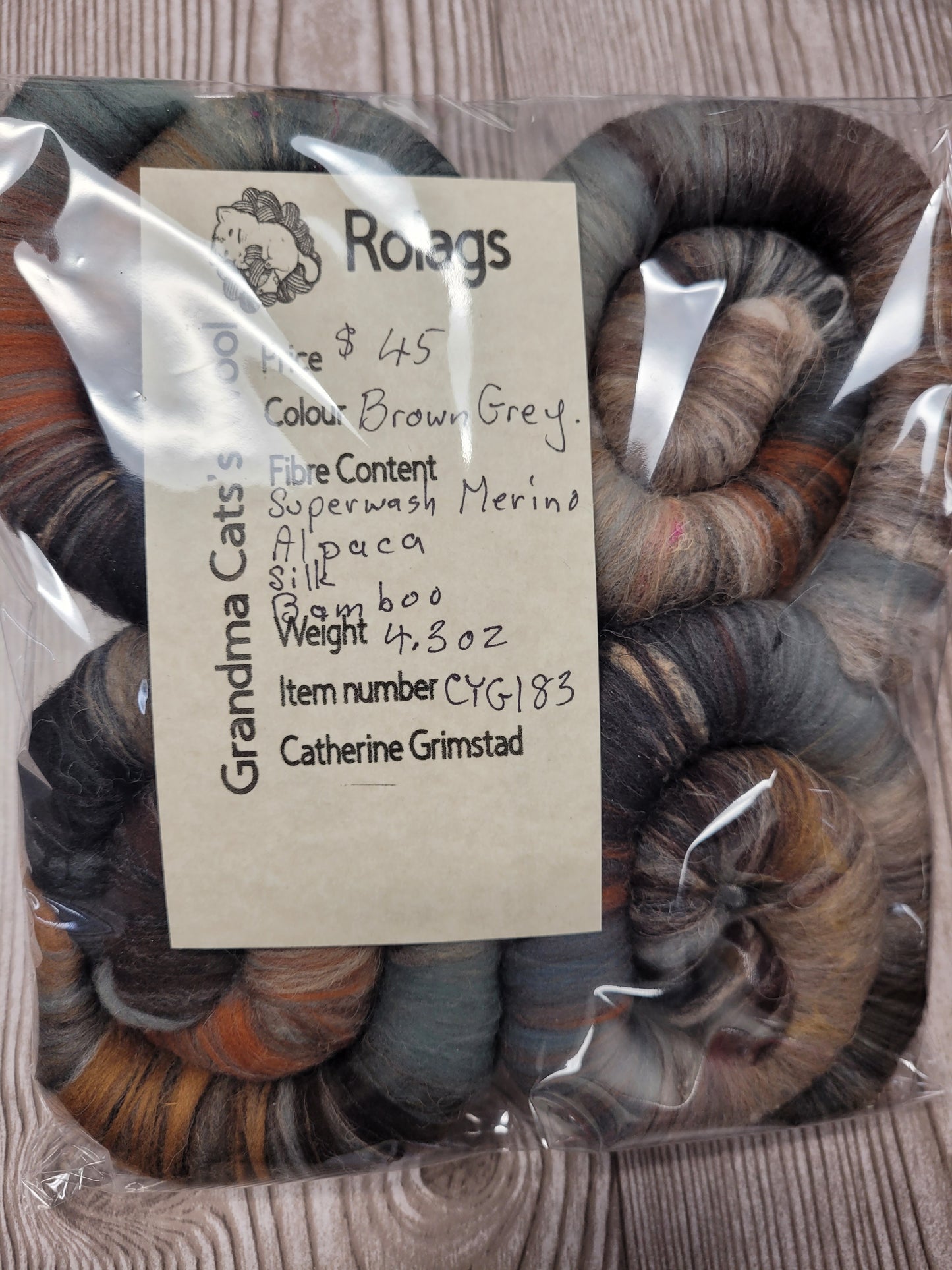 Grandma Cat's Wool Rolags