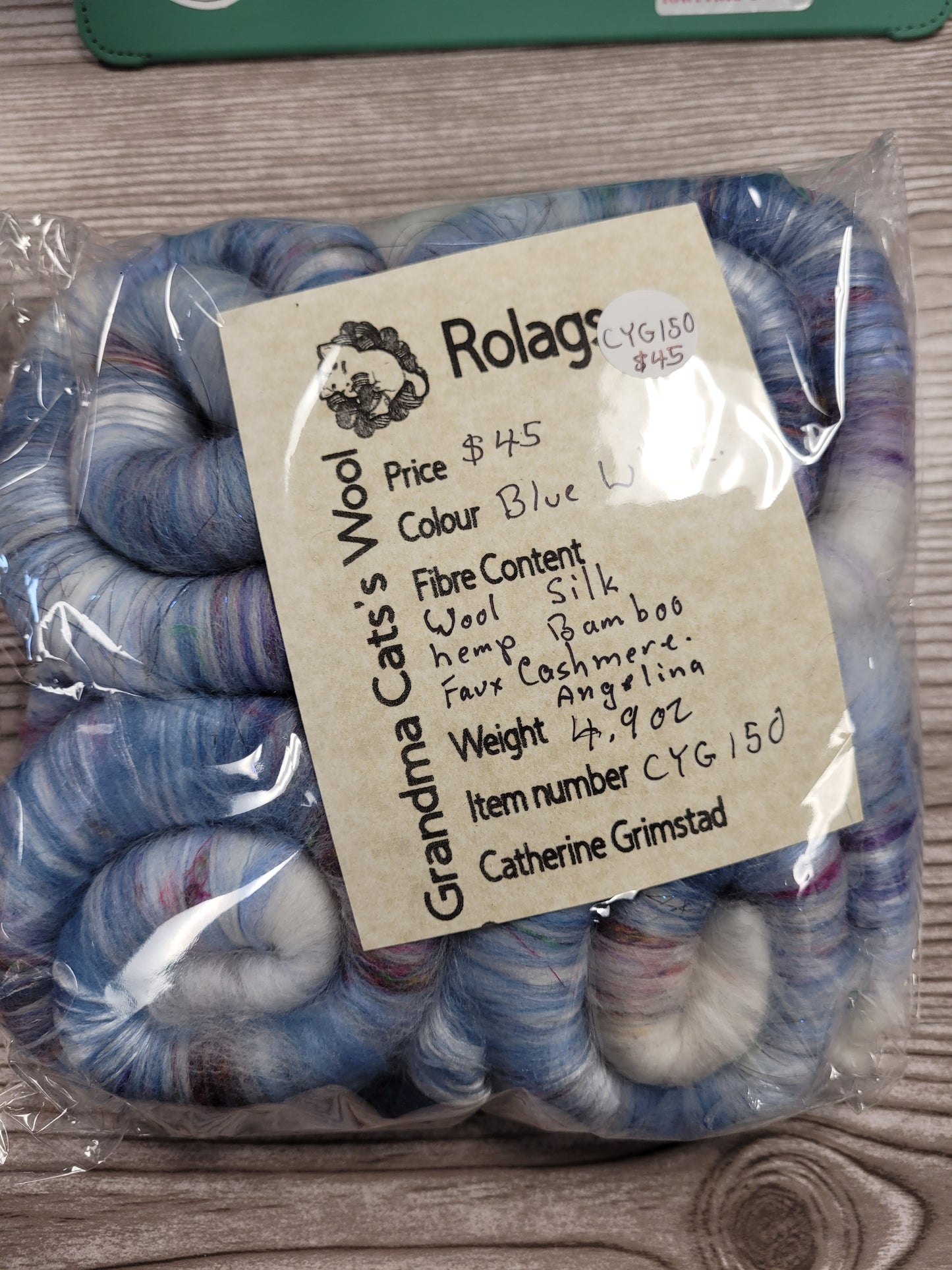 Grandma Cat's Wool Rolags