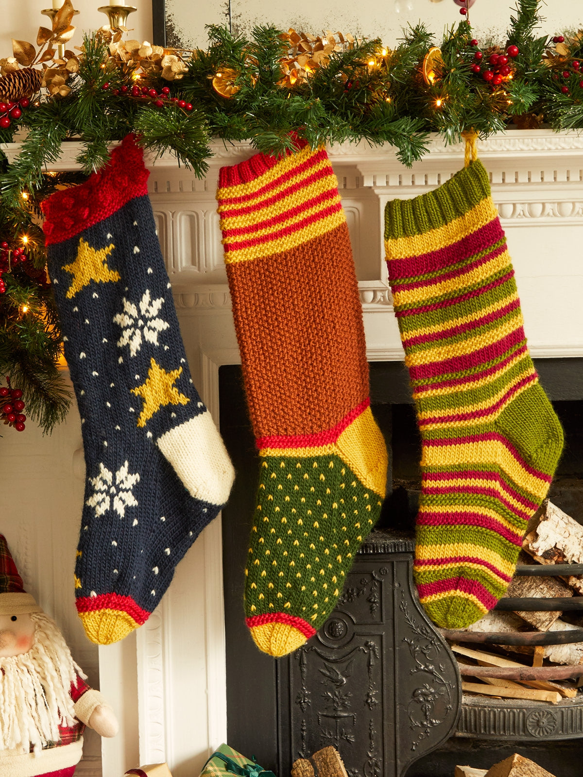 WYS Home For Christmas Pattern Book by Jenny Watson